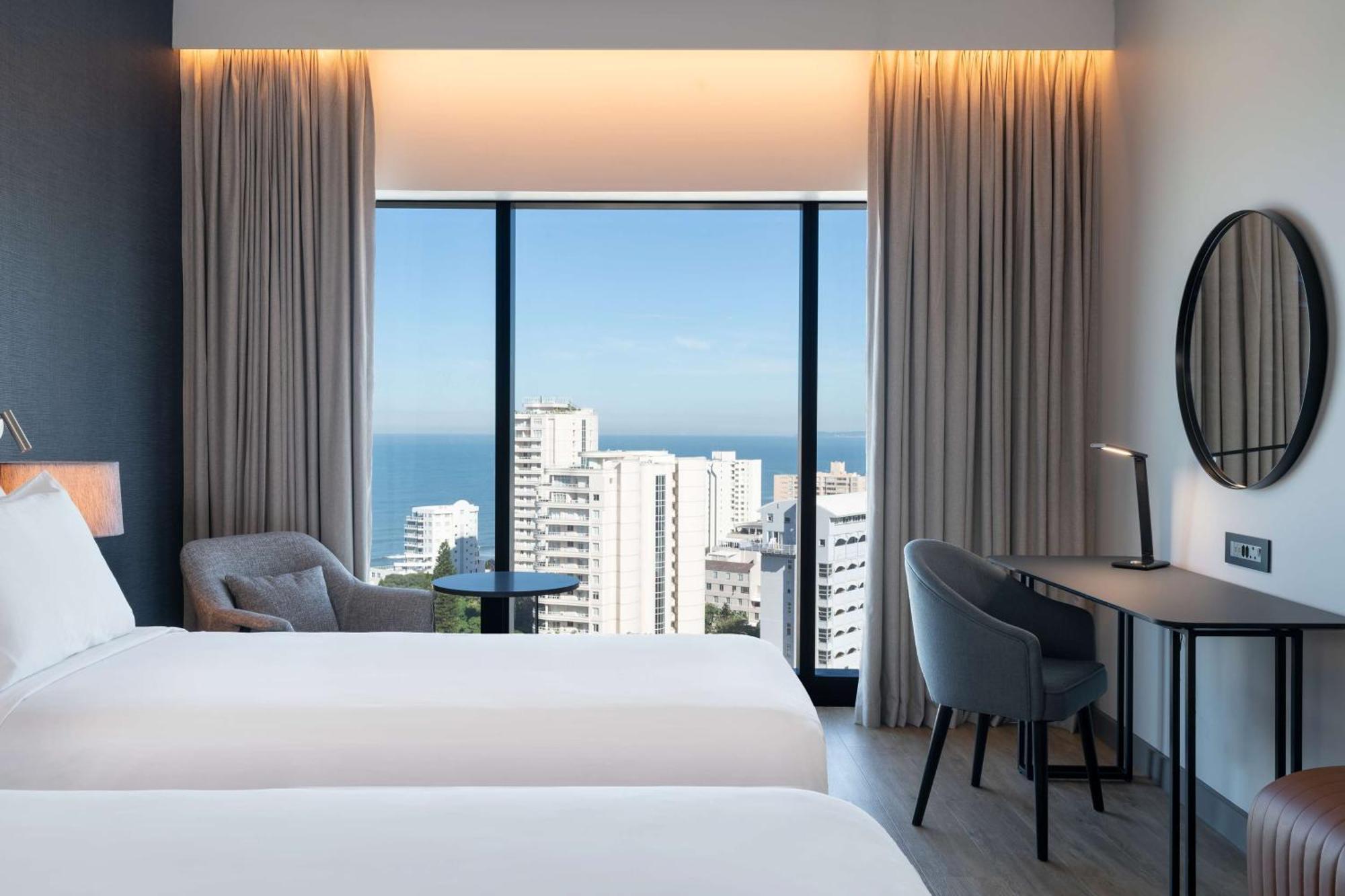 Radisson Blu Hotel, Durban Umhlanga Exterior photo