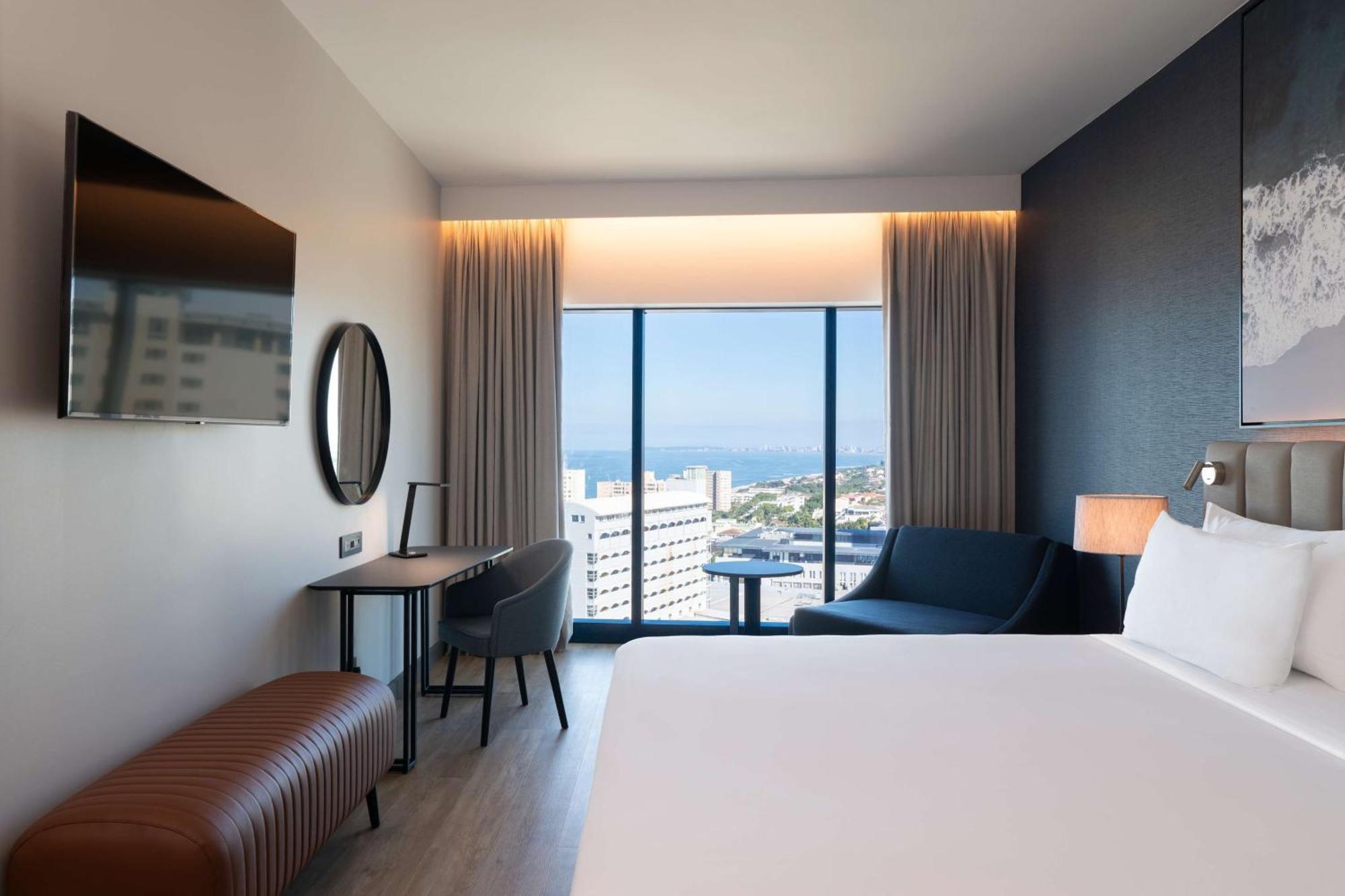 Radisson Blu Hotel, Durban Umhlanga Exterior photo